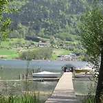 Elisabeth Haus Kmb Seeappartement Am Ossiacher See, Hallenbad, Skiarena Gerlitzen Bodensdorf
