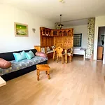 Elisabeth Haus Kmb Seeappartement Am Ossiacher See, Hallenbad, Skiarena Gerlitzen Apartment Bodensdorf