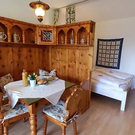 Elisabeth Haus Kmb Seeappartement Am Ossiacher Mit Direktem Seezugang, Hallenbad Apartment