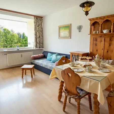 Elisabeth Haus Kmb Seeappartement Am Ossiacher See, Hallenbad, Skiarena Gerlitzen Lägenhet