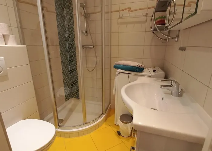 Elisabeth Haus Kmb Seeappartement Am Ossiacher See, Hallenbad, Skiarena Gerlitzen דירה בודנסדורף